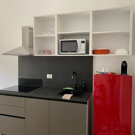 Magie Tortona District-navigli * מילאנו