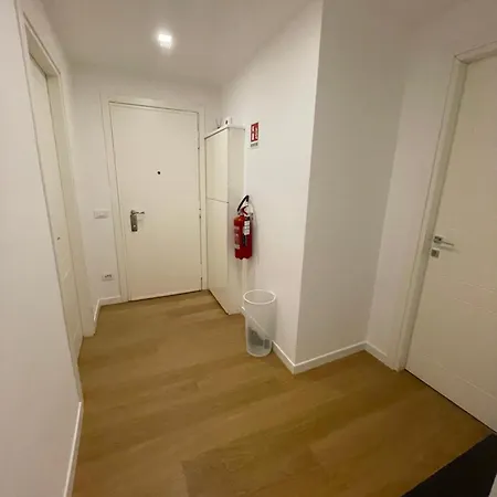 Magie Tortona District-navigli * מילאנו